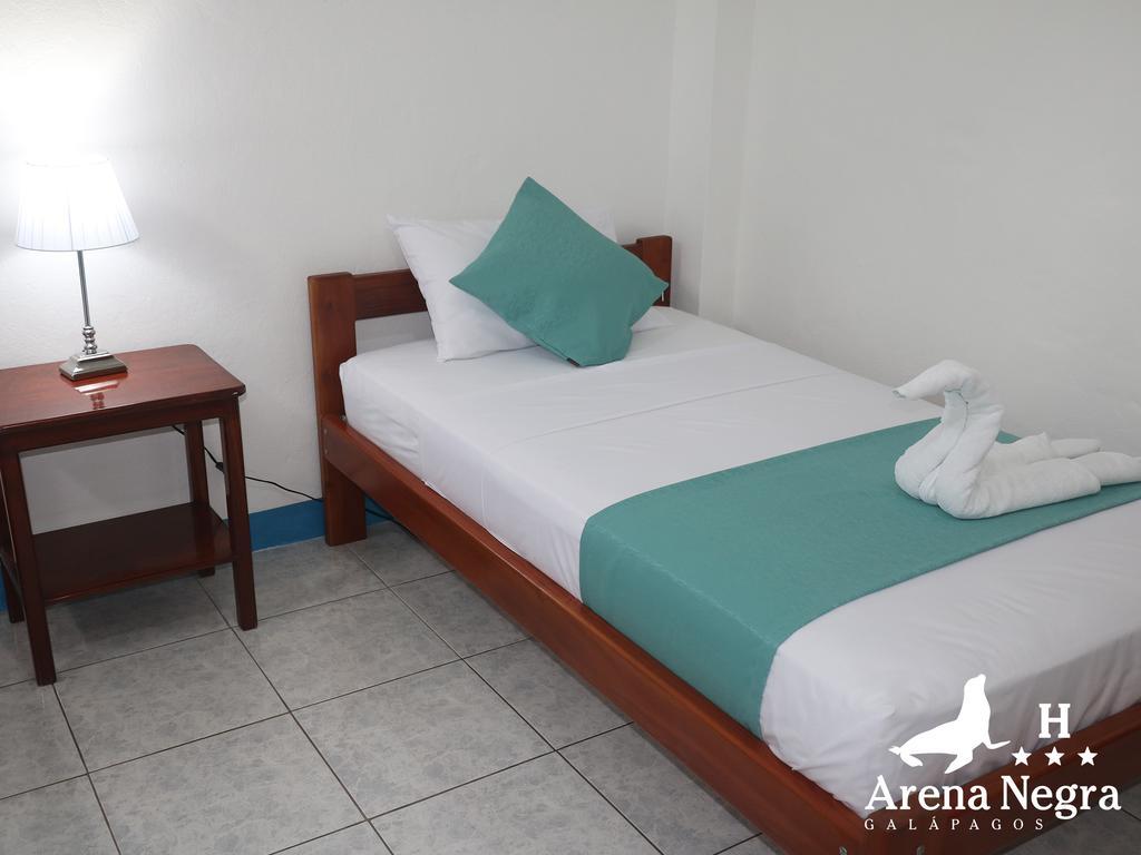 Hostal Arena Negra Puerto Ayora  Eksteriør bilde