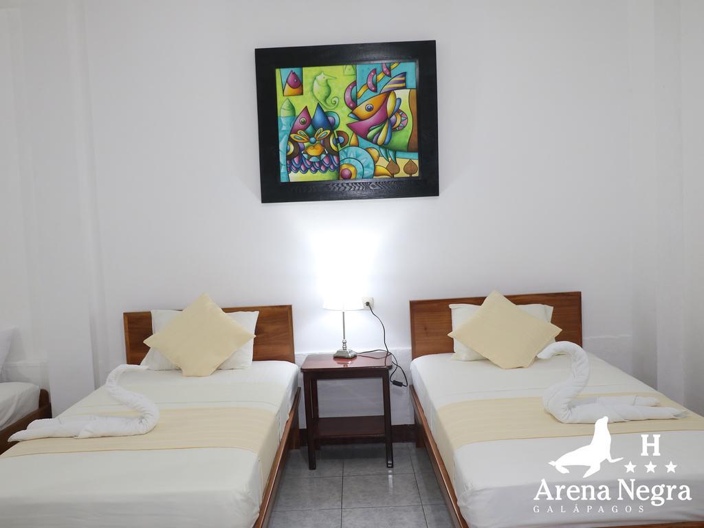 Hostal Arena Negra Puerto Ayora  Eksteriør bilde