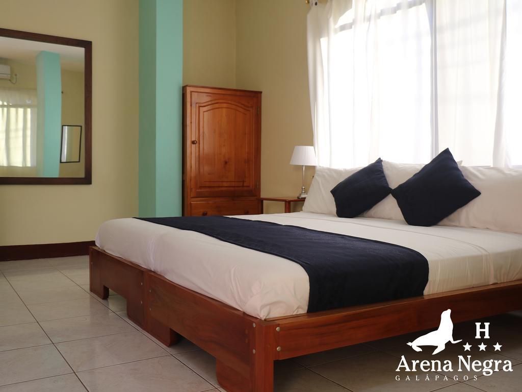 Hostal Arena Negra Puerto Ayora  Eksteriør bilde