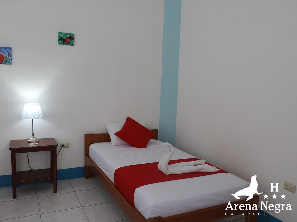 Hostal Arena Negra Puerto Ayora  Eksteriør bilde