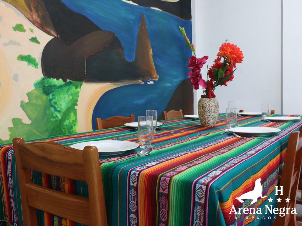 Hostal Arena Negra Puerto Ayora  Eksteriør bilde