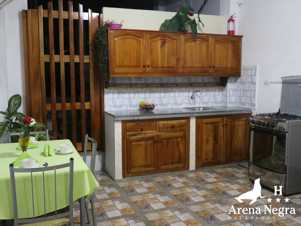 Hostal Arena Negra Puerto Ayora  Eksteriør bilde