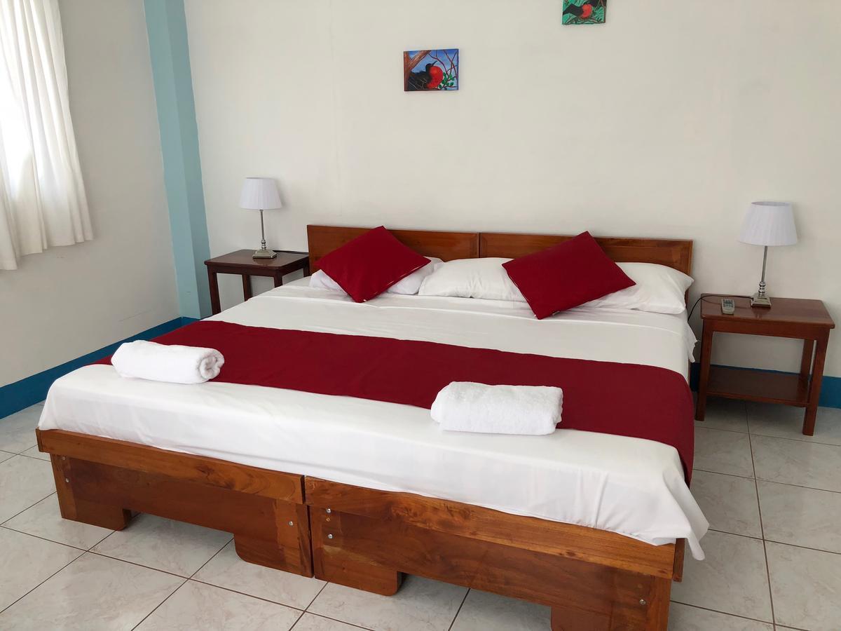 Hostal Arena Negra Puerto Ayora  Eksteriør bilde