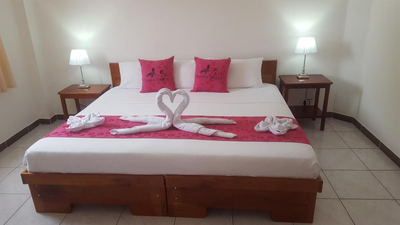 Hostal Arena Negra Puerto Ayora  Eksteriør bilde